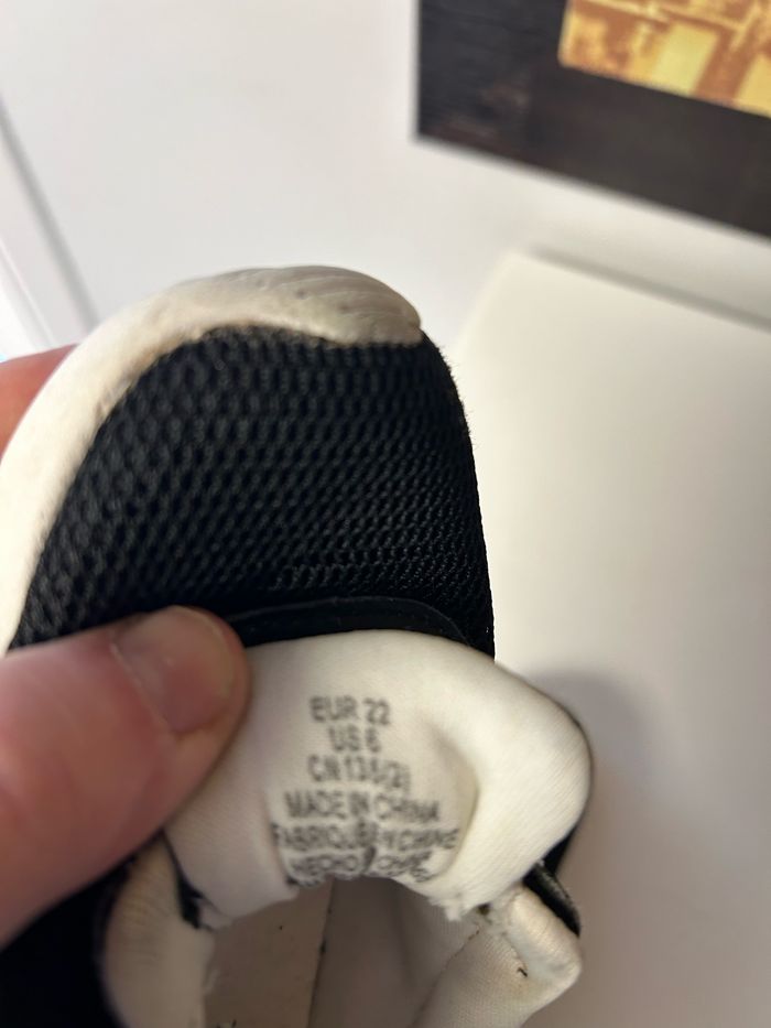 Basket H&M taille 22 - photo numéro 6