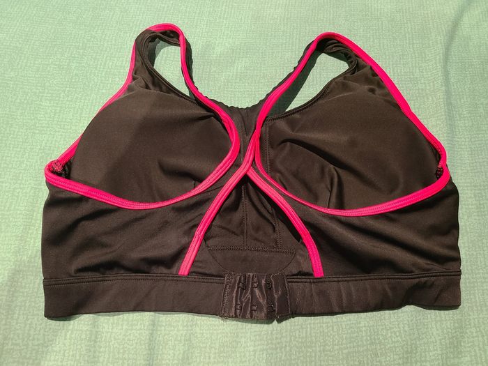 Brassière Athlitech neuve - photo numéro 2