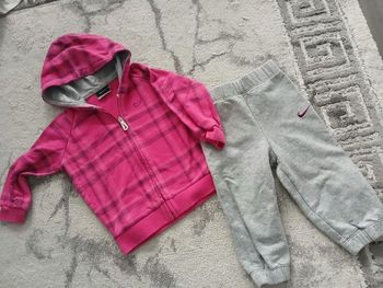Jogging 9/12mois nike