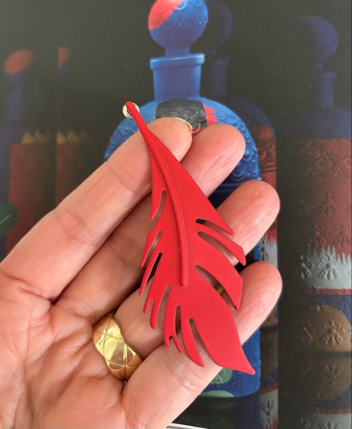 Boucles d’oreilles en métal, rigide, couleur rouge, forme pendante - photo numéro 5