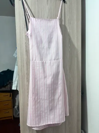 Robe dos nus