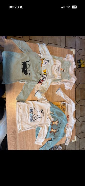 Lot hauts bébé 9 mois