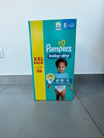 Format XXL couches Pampers