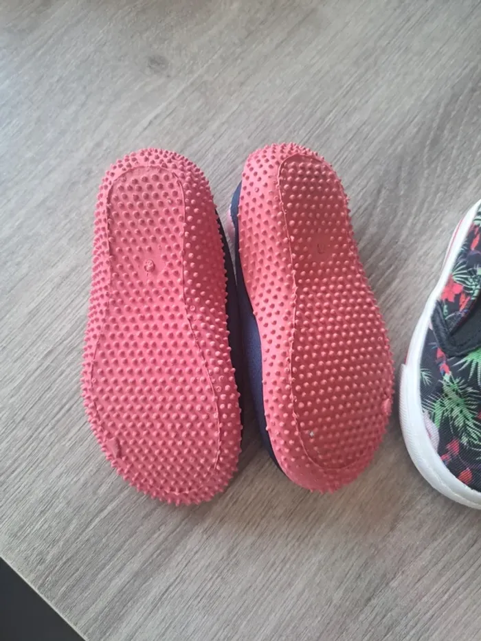 3 paires de chaussure fille taille 22/23 - photo numéro 4