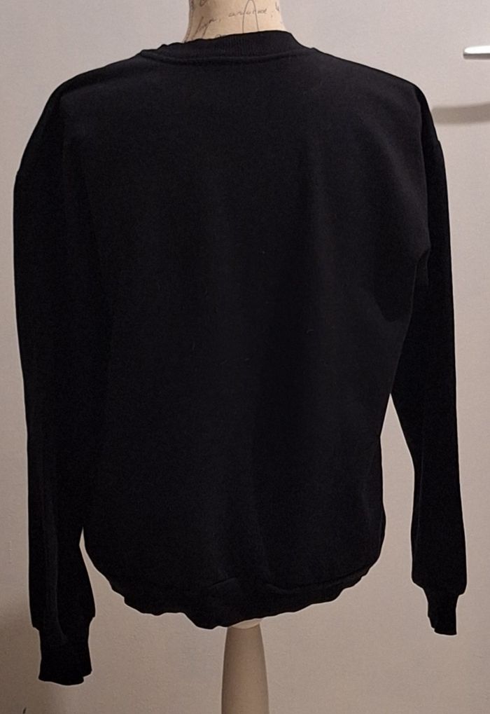 Pull noir imprimé Bambi de Disney - photo numéro 3