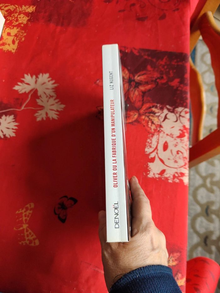 Oliver ou la fabrique d un manipulateur - photo numéro 3