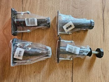 Pieds télescopiques