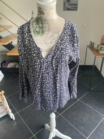 T-shirt manches longues bleu et beige