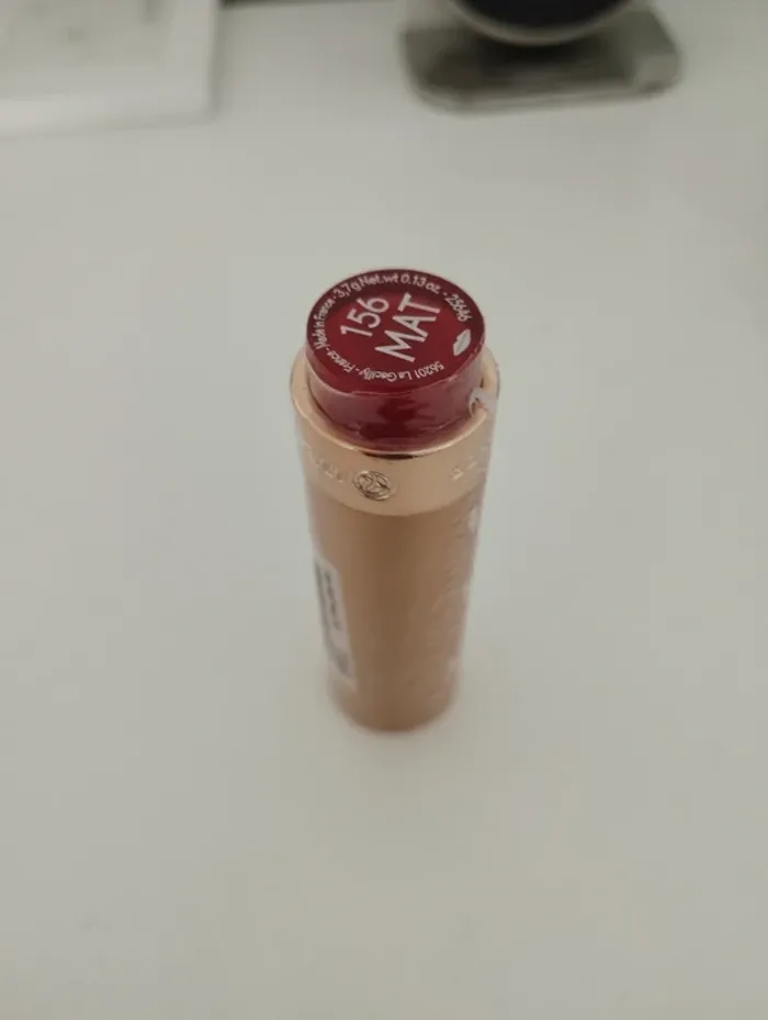 Rouge à lèvres rouge 156 matimatte Yves Rocher