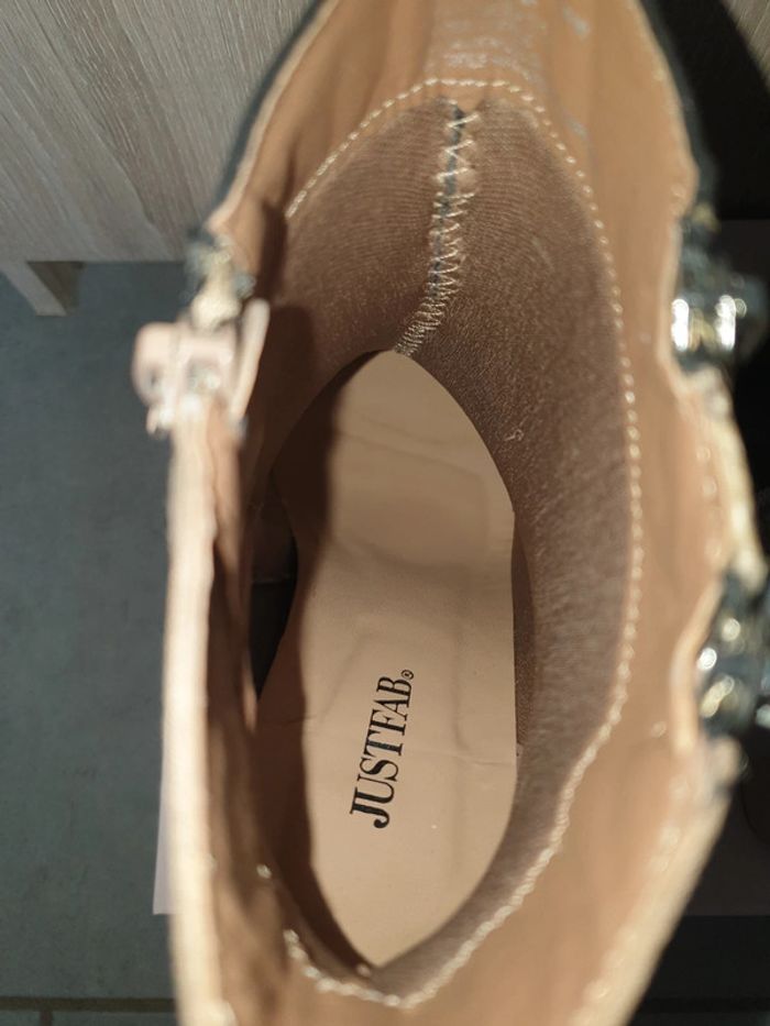 Bottes talon - photo numéro 4