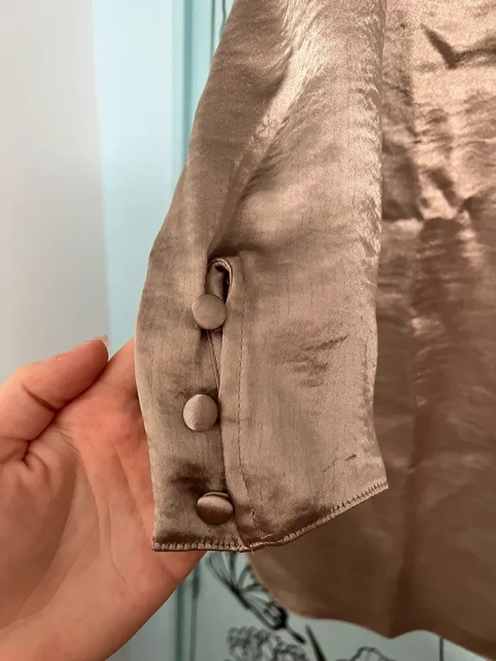 Robe portefeuille en satin - photo numéro 4