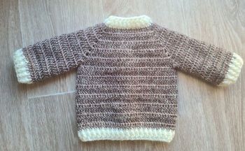 Gilet en laine au crochet