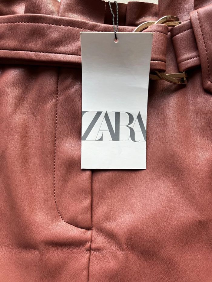 Jupe en simili cuir cognac Zara M neuve - photo numéro 2