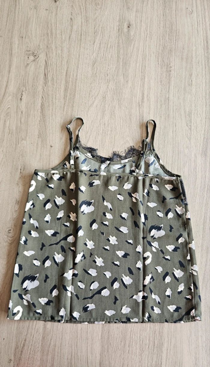 Top bretelles ajustables, kaki et dentelle, taille 34, Only - photo numéro 3