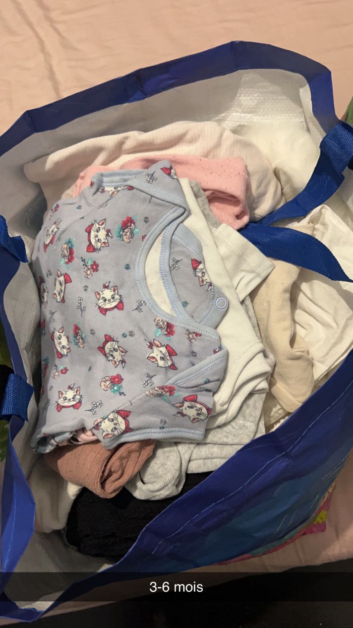 Lot vêtement fille 3-6 mois
