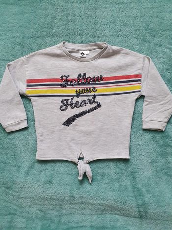 Tres joli pull 3 ans