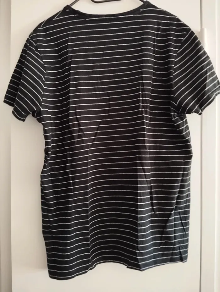 T-shirt à rayures - photo numéro 3