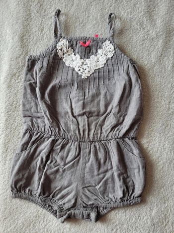 Combinaison short 12 mois 74 cm .
