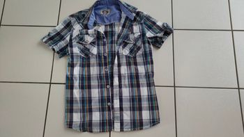 chemise rayée tons bleu taille 36 en très bon état