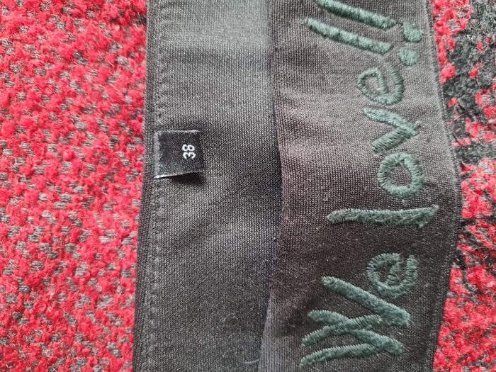 Jupe Desigual T.38 - photo numéro 4