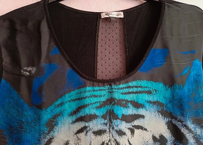 Haut noir bleu motif "Lion" T.L(40) - photo numéro 4