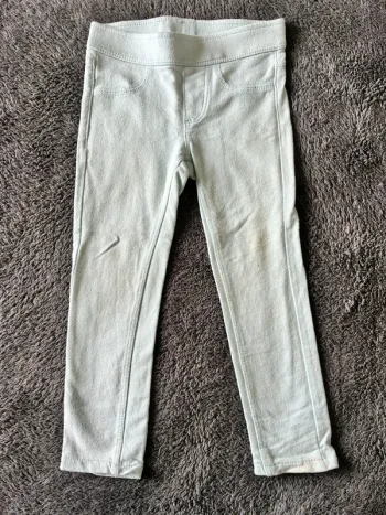 Jegging à donner avec un achat de votre choix