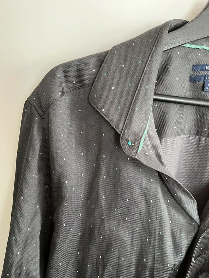 Chemise grise pois blanc/bleu KIABI t.xl - photo numéro 2