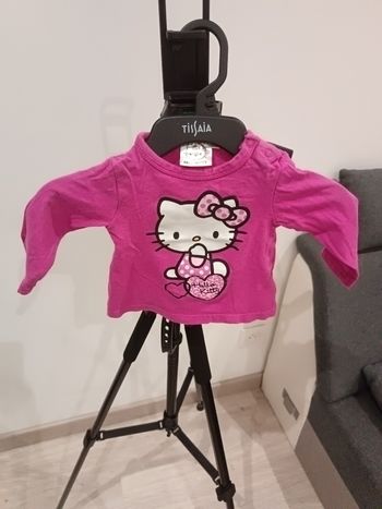 Tee-shirt manches longues 6 mois hello Kitty