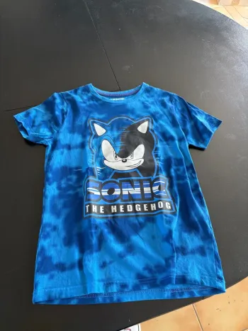 T-shirt garçon en taille 10ans