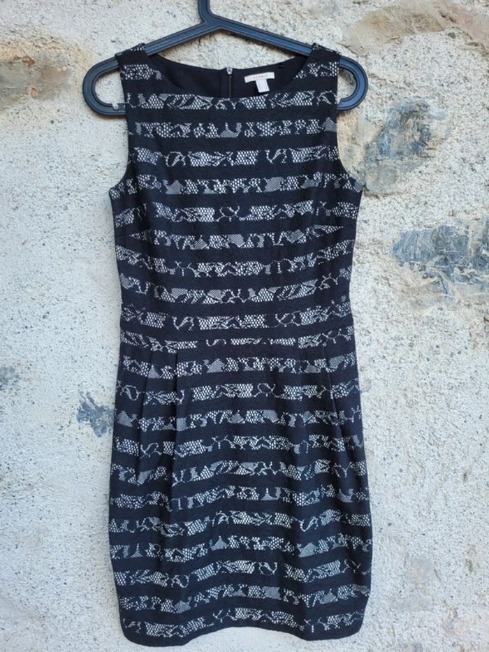 Superbe robe dentelle noire et blanche, Esprit taille M (38/40)