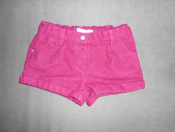Short (Gémo), taille: 4 ans à 0,50 EURO