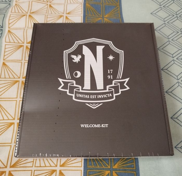 Coffret panini wednesday neuf