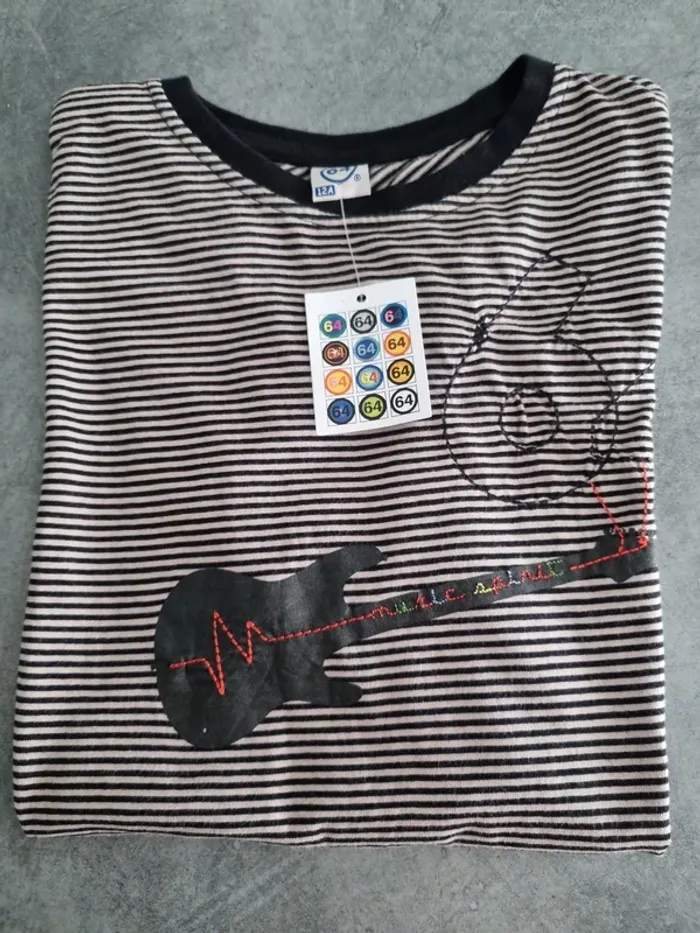 T-shirt 64 - photo numéro 2