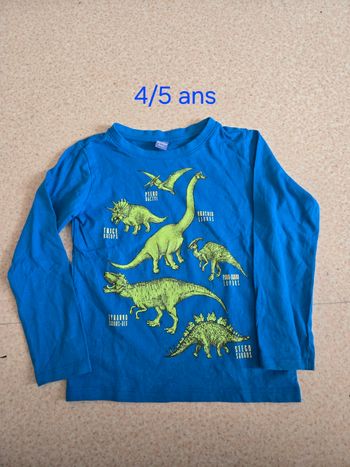 Sweat dino