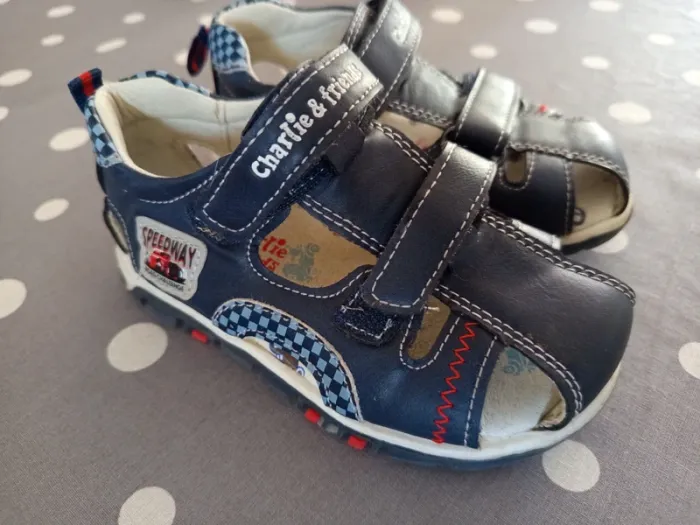 Sandales nu-pieds 25