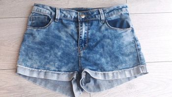 Short jeans
