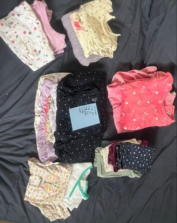 Lot vêtements 12 mois