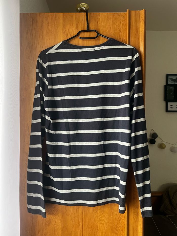 T-shirt manches longues bleu marine et gris Kiabi taille M - photo numéro 2