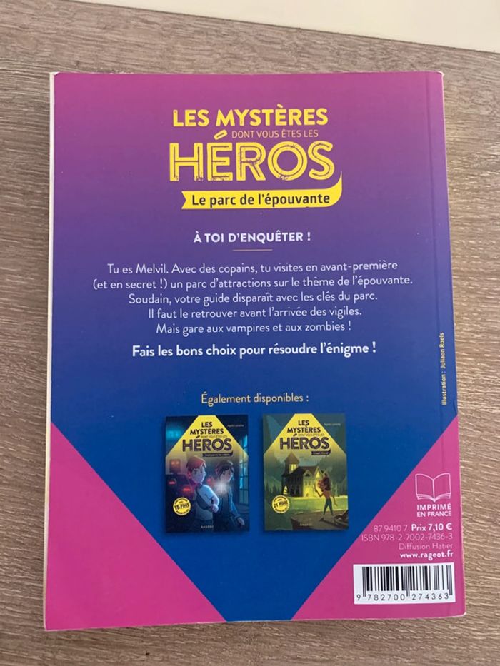 Livre les mystères dont vous êtes le héros Agnès Laroche - photo numéro 2