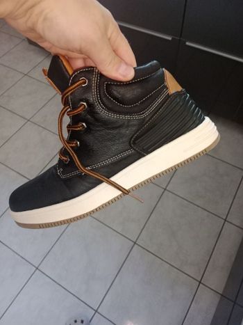 Chaussures montantes