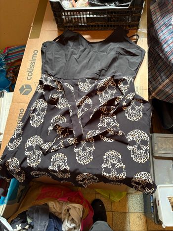Robe tête de mort