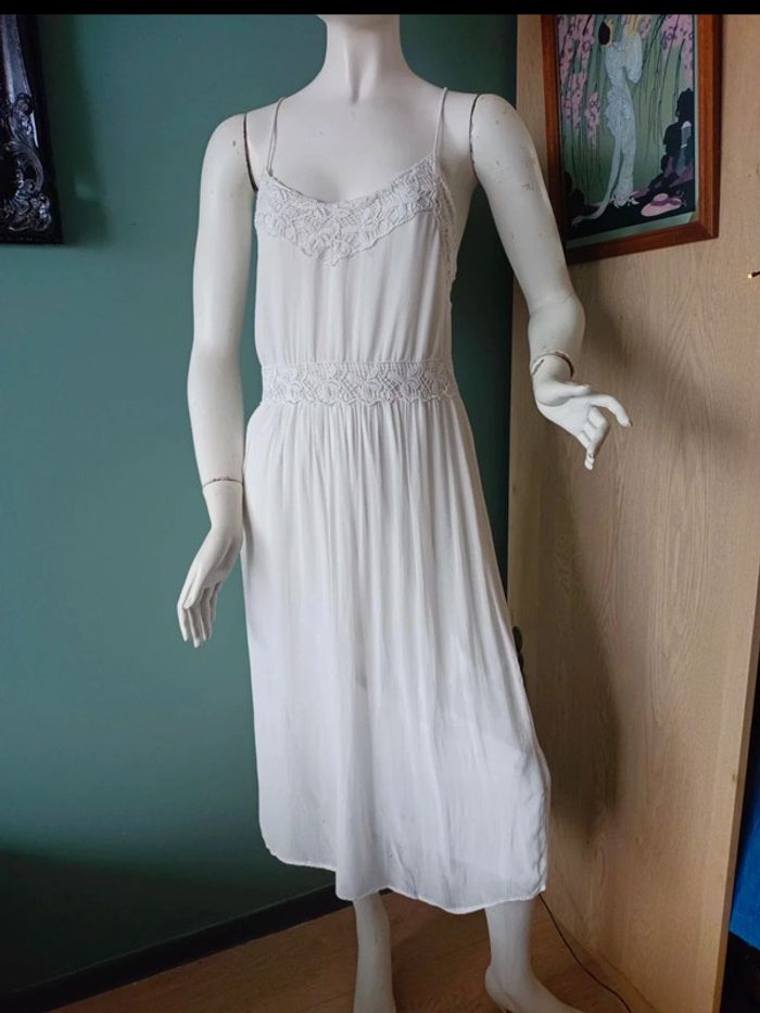 Robe dos nu blanche Zara  XS - photo numéro 5