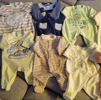 Lot 9 pyjamas bébé naissance