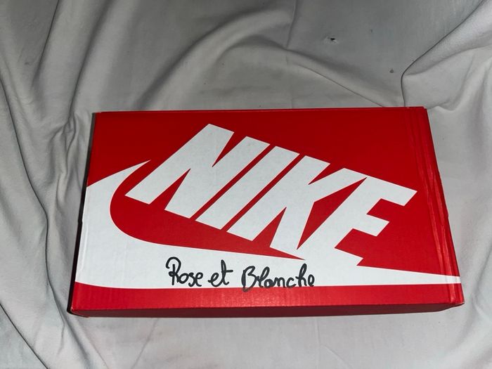 Nike TN blanche, rose et noire - photo numéro 3