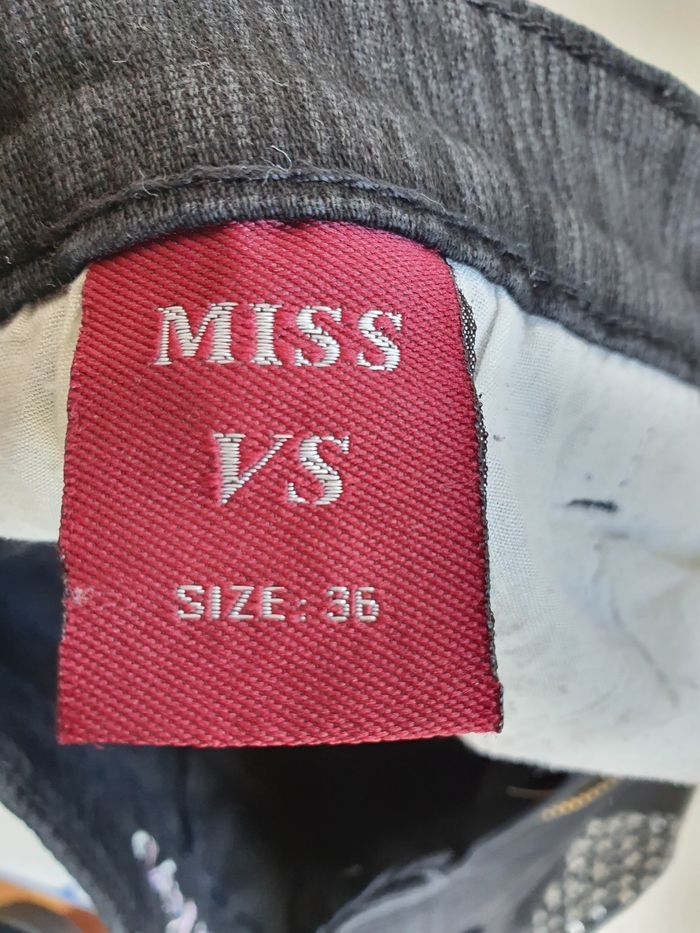 Jeans fille 16 ans (36) - photo numéro 8