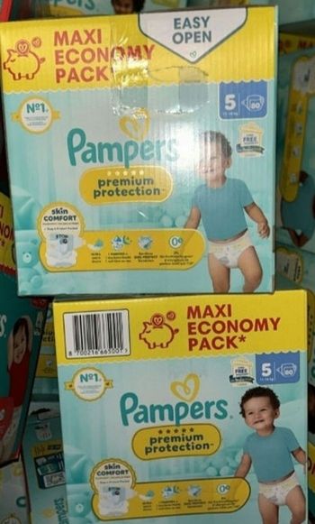 Lot de 2 carton pampers premium taille 5