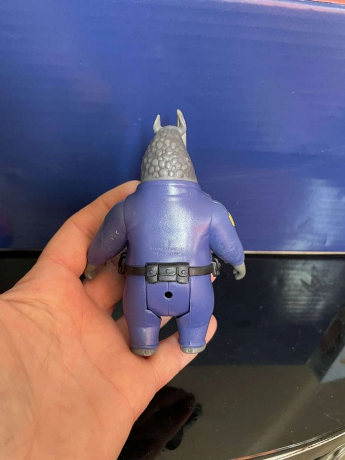 Figurine Zootopie Officier McHorm Disney - photo numéro 5