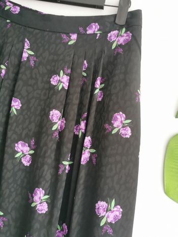 Jupe noire mi-longue léopard fleurie La Redoute Taille 38