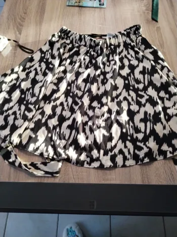 Jupette courte taille 44