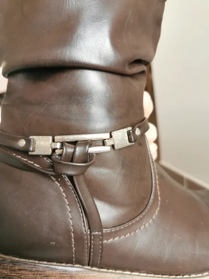 Bottes marron - photo numéro 7